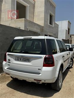لاند ڕۆڤەر LR2